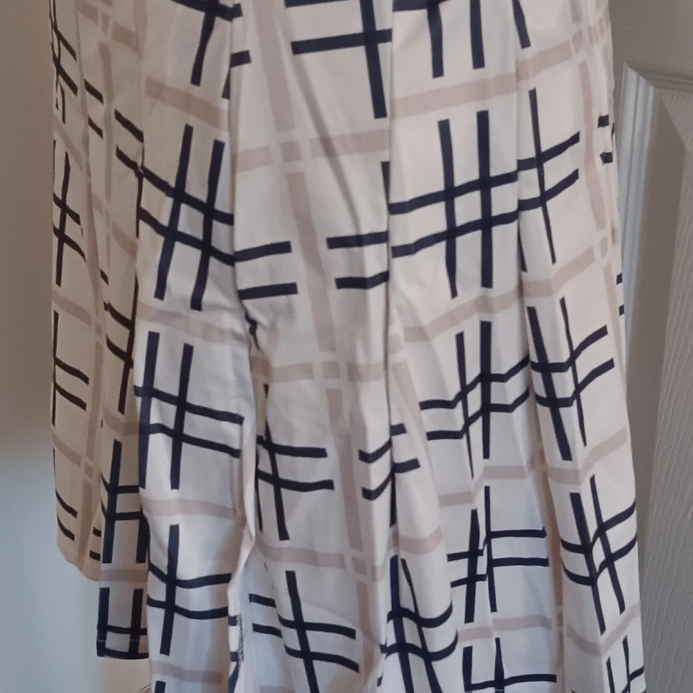 White And Black Tartan Plaid Side Split Pleated Circle Skirt Women's Size XL - Picture 3 of 5